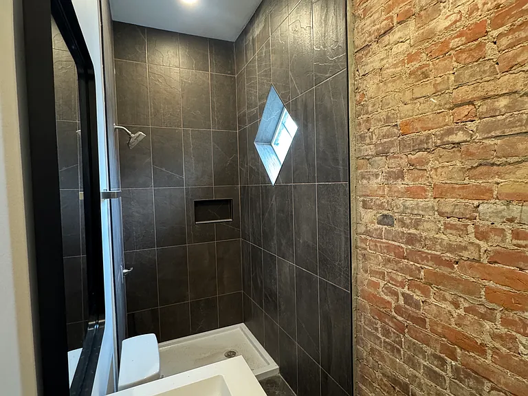 839 S Jackson St #7 — Photo 5