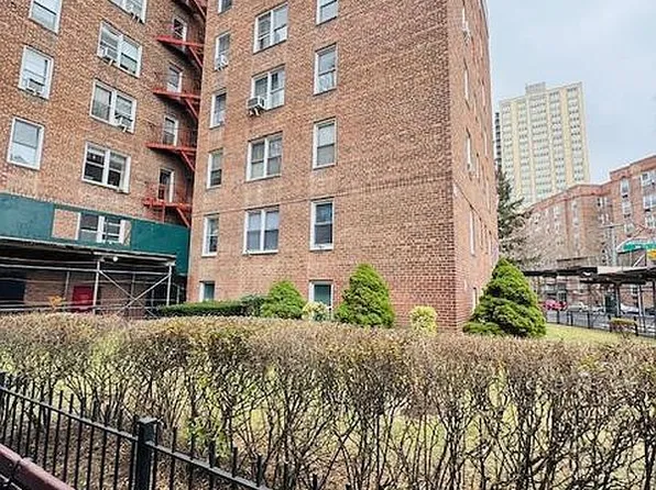 65-45 Yellowstone Blvd #5C, Forest Hills, NY 11375