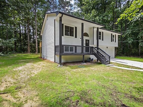 3rd image of 2152 Cedar Creek Ln