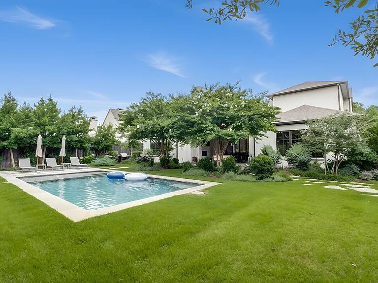 7007 Robin Rd — Photo 35