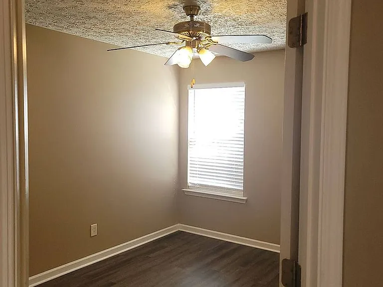 180 Ilex Dr — Photo 23