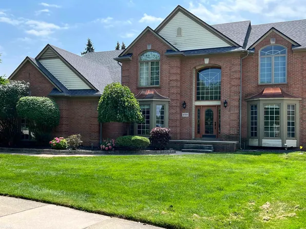 43315 Chardonnay Dr, Sterling Heights, MI 48314