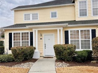 1084 Grace Hill Dr, Virginia Beach, VA 23455