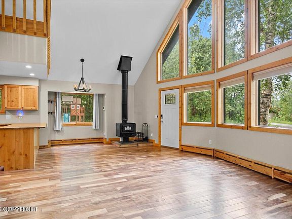 5th image of 3470 W Sakai St