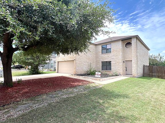 3rd image of 211 Cottontail Dr