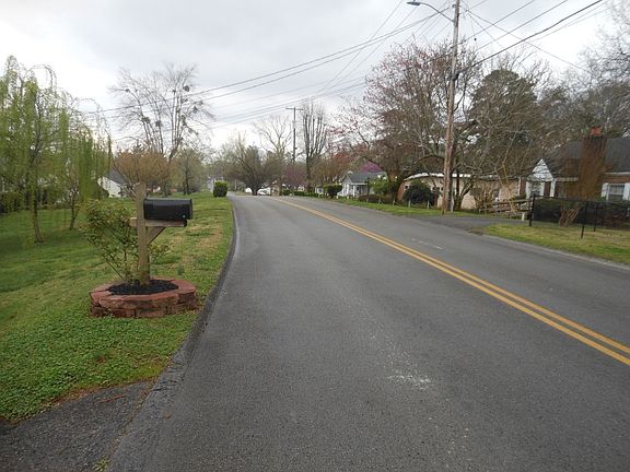 5th image of 626 Marlboro Ave