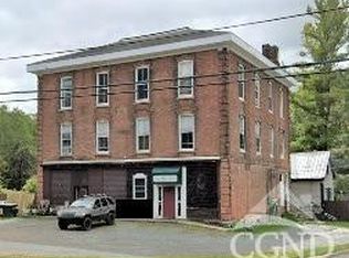 4 Main St, New Lebanon, NY 12125