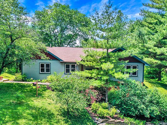 2nd image of 26 Valley Dr