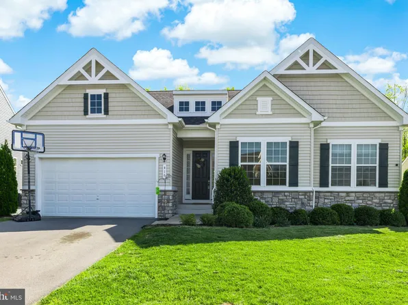 416 Canyon Rd, Winchester, VA 22602