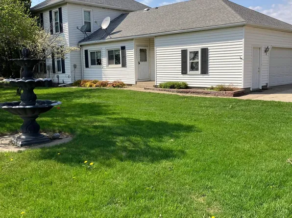 1141 121st St, Luverne, MN 56156