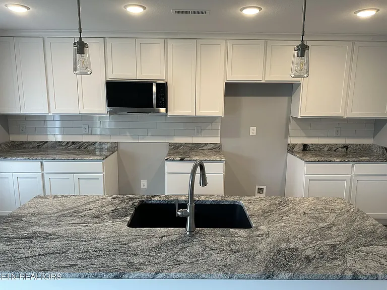 659 Snowflower Cir — Photo 32