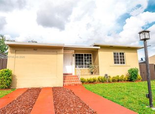 5807 SW 41st St, South Miami, FL 33155