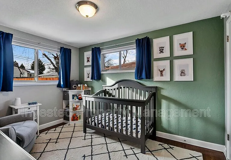 2591 S Raleigh St — Photo 26