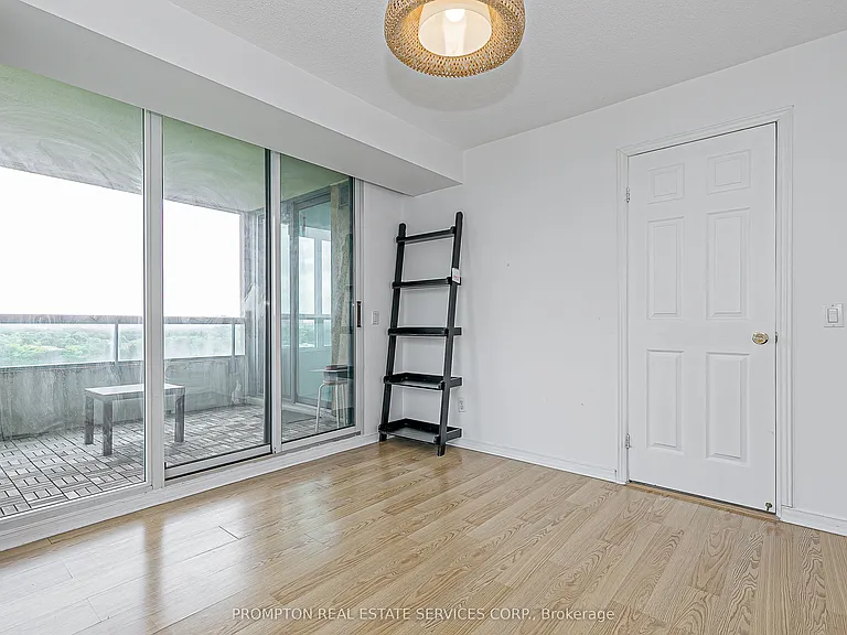 238 Doris Ave #2009 — Photo 20