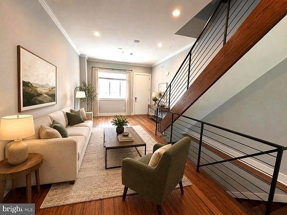 2nd image of 1508 S Lecount St