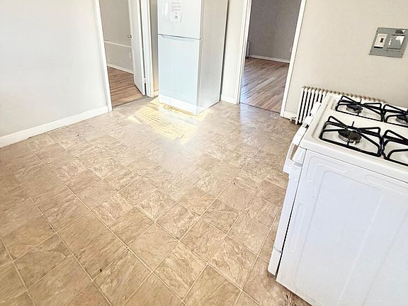 2nd image of 315 Winthrop Ave #6-B