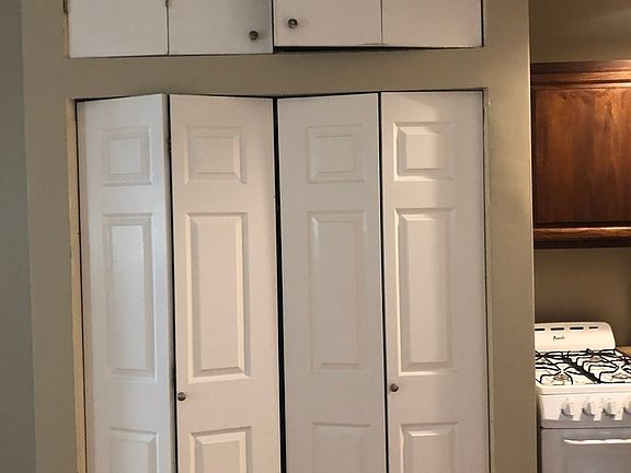 4th image of 411 E 85th St APT 1D