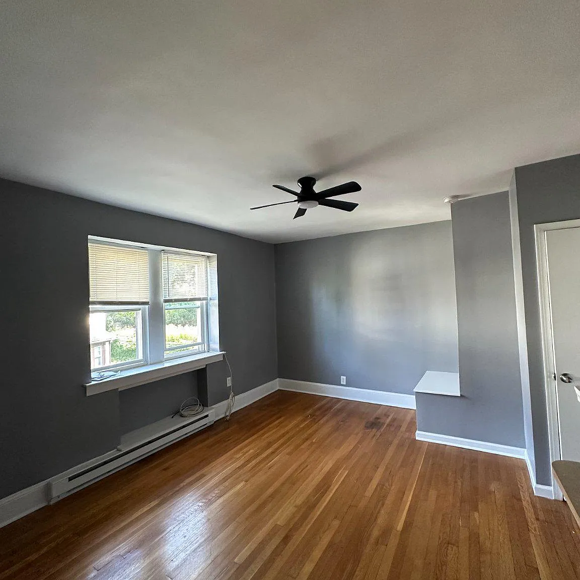 1 bed, 1.0 bath, 650 sqft, $1,050 — Photo 4