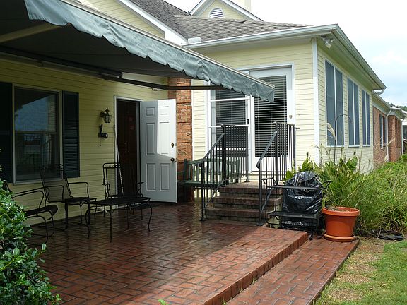 2nd image of 1505 Heritage Landing Dr