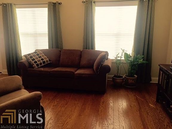 3rd image of 1021 Apple Orchard Ln