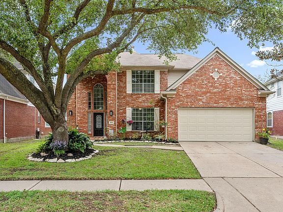 2nd image of 814 Legend Spring Dr