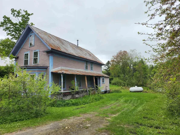 16 Northridge Road, Burke, VT 05871