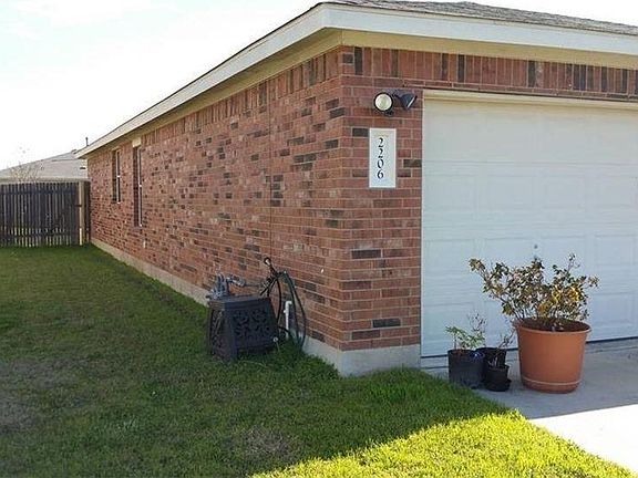 3rd image of 2206 Piedmont Ct