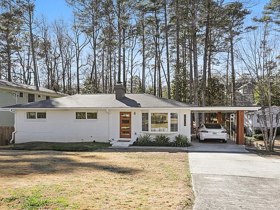 3rd image of 2870 Cravenridge Dr