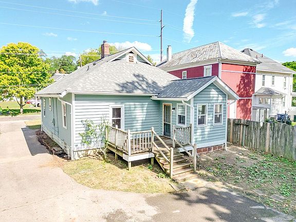 3rd image of 79 W Park St