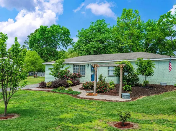 89 Marion Ln, Fyffe, AL 35971