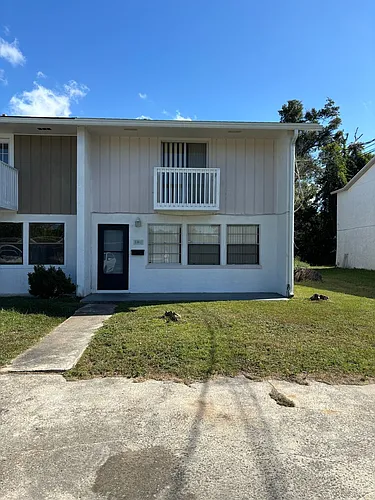 1510 Clay Ave #A Photo 1