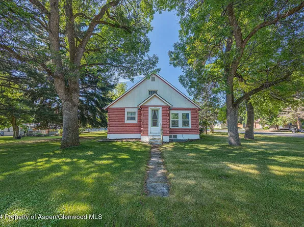 1090 Hill St, Meeker, CO 81641