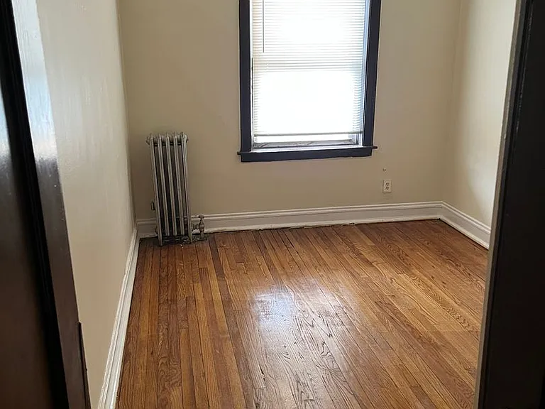 6315 S California Ave — Photo 27