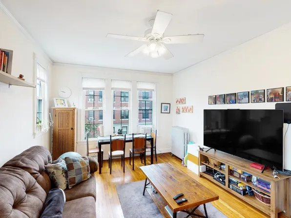 23 Glenville Ave #4, Allston, MA 02134