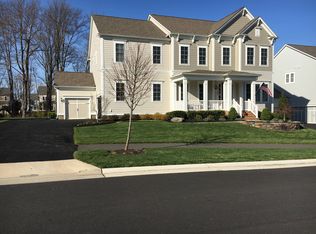 41146 White Cedar Ct, Aldie, VA 20105