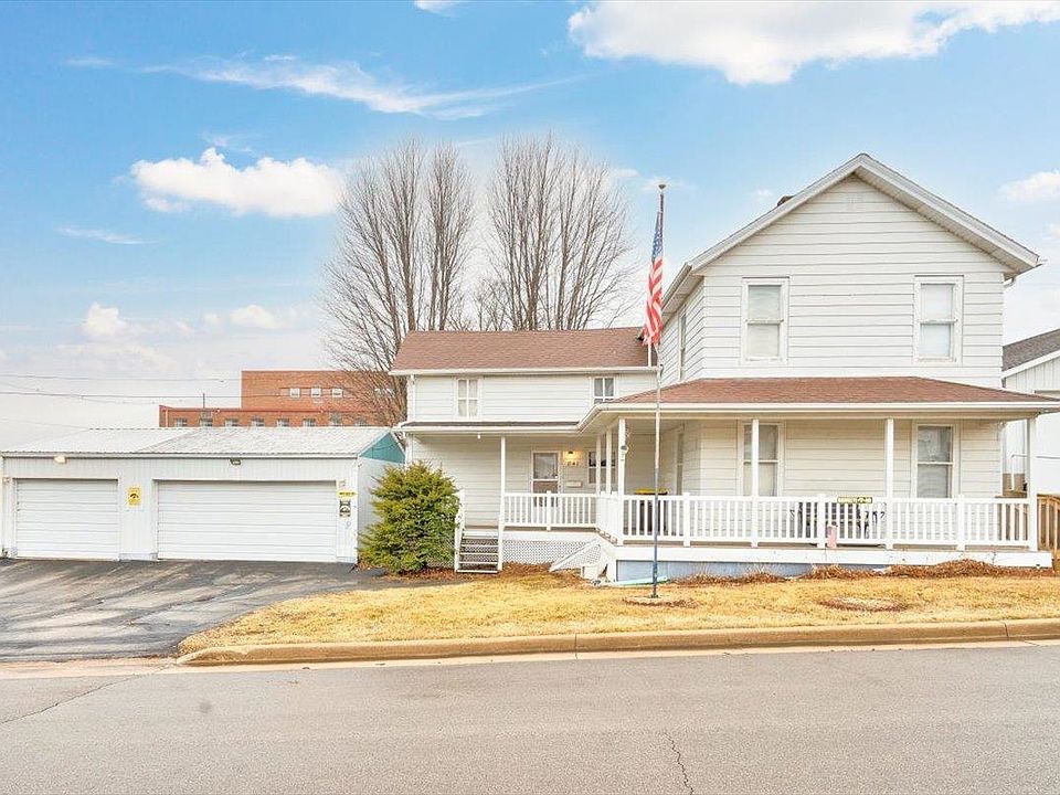 841 Main St, Holy Cross, IA 52053 Zillow