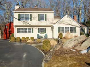 2 Rocky Nook Rd, New Canaan, CT 06840