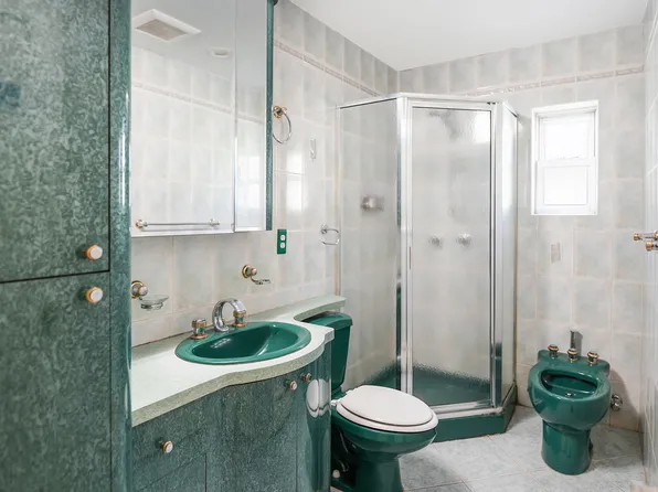 1632 West 3rd Street image 13 of 16