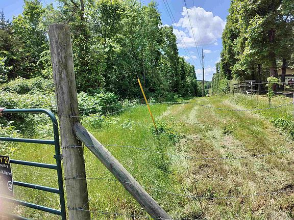 2nd image of 0 Red Barn Antique Rd
