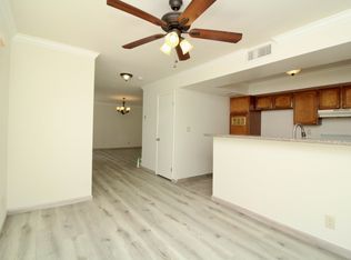 242 E Elmwood Ave APT C, Burbank, CA 91502