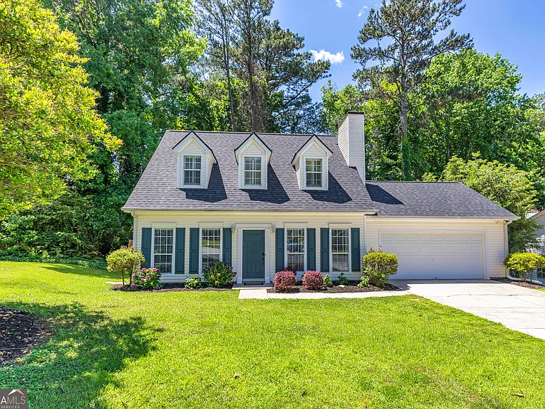 316 Preston Chase Dr — Photo 1