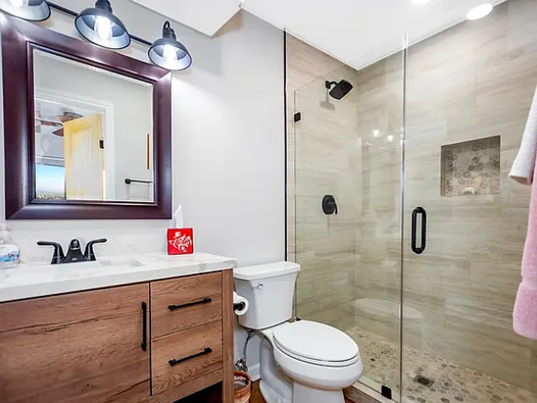 8316 Seawall Blvd #5 — Photo 6