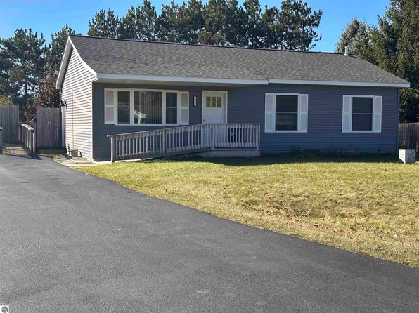 2327 Pleiades Way, Traverse City, MI 49686