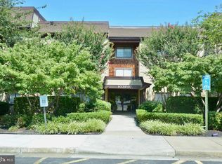10300 Bushman Dr APT 105, Oakton, VA 22124