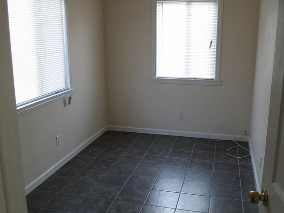 5th image of 11650 209th St