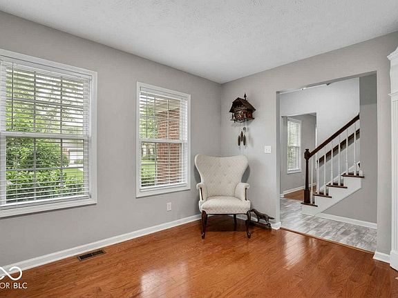 3rd image of 6177 Buttonwood Dr