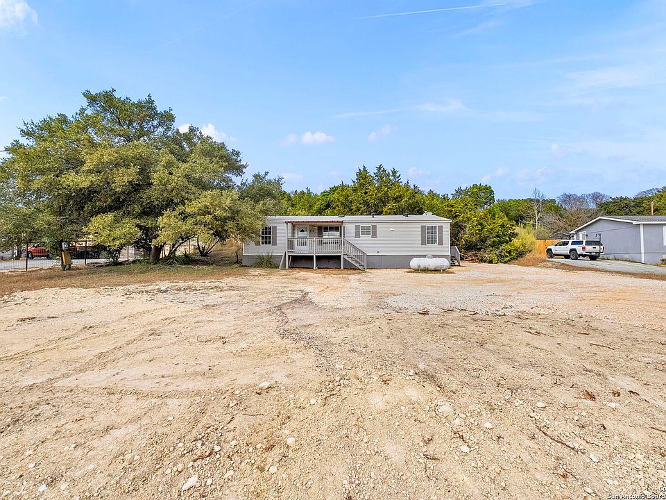 2nd image of 512 WALNUT WAY