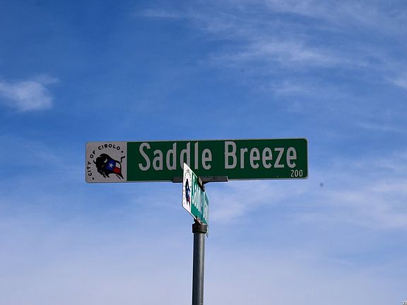 3rd image of 215 Saddle Breeze LOT 11
