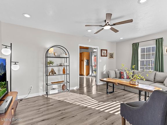 4th image of 17523 Aiken Rd