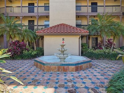 2400 Feather Sound Dr APT 821, Clearwater, FL, 33762